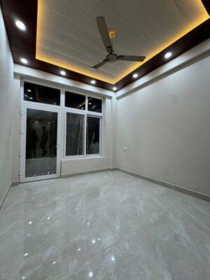 Room in 2 BHK Apartment at Ansal Neel Padam Kunj, Sector 1 Vaishali – for Rent
