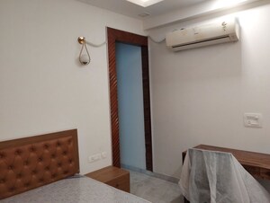 3 BHK Builder Floor For Rent in Sector 21