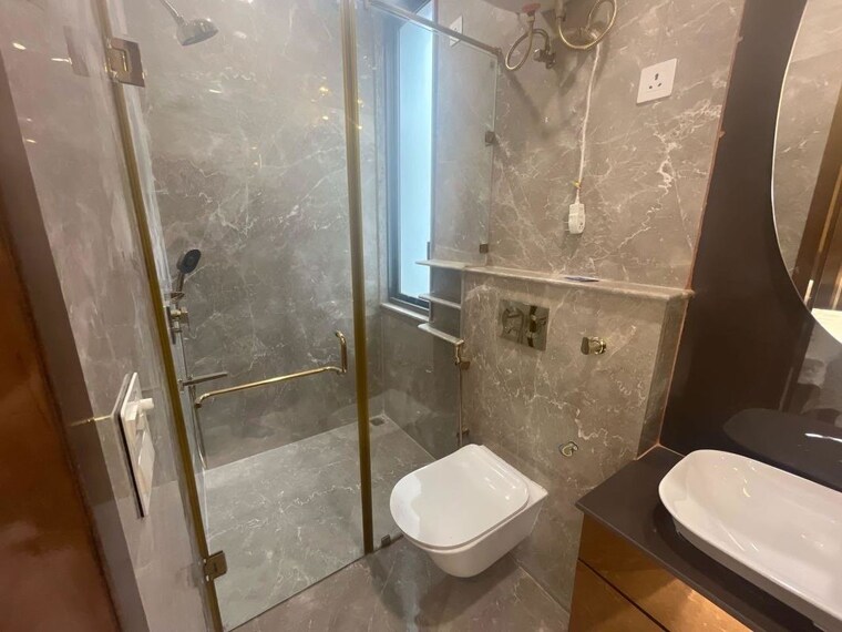 Bathroom, sector 23 3 Bedroom 1500 Sq.Ft. Builder Floor In Sector 23 Gurgaon 10598467
