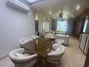 Living Room in 3 BHK Builder Floor at Sector 23 – for Rent