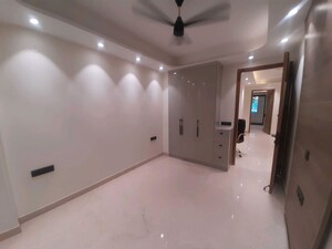 3 BHK Builder Floor For Rent in Sector 21