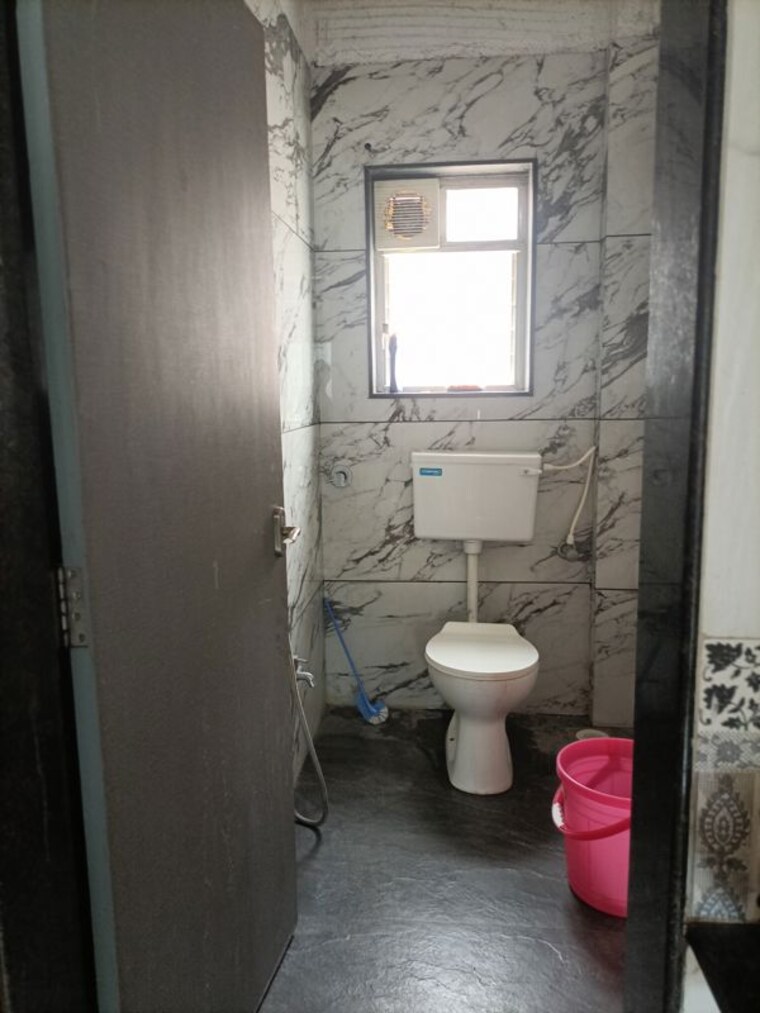 Bathroom, karve nagar 1 Bedroom 500 Sq.Ft. Villa In Karve Nagar Pune 10598480