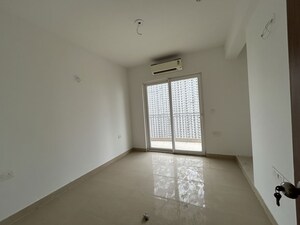 Room in 3 BHK Apartment at ATS Homekraft Pious Hideaways, Sector 150 – for Rent