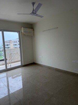 Room in 3 BHK Apartment at Maya Green Lotus Utsav, International Airport Road – for Rent