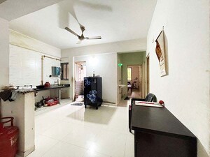 Team Area in 3 BHK Apartment at Vastral – for Sale