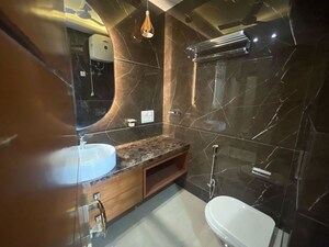 Furnished Amenities in 3 BHK Builder Floor at Sector 22 – for Rent