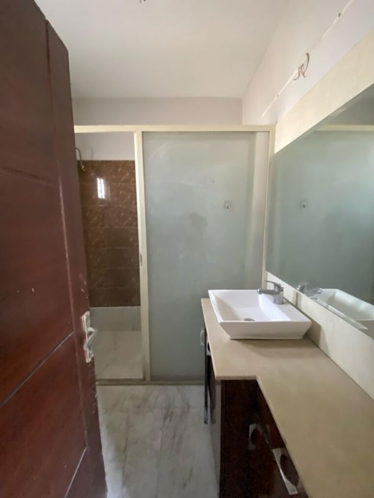 Bathroom, shaheed bhagat singh nagar 3 Bedroom 1860 Sq.Ft. Apartment In Shaheed Bhagat Singh Nagar Ludhiana 10595103