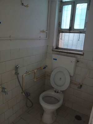 Bathroom in 2 BHK Apartment at Andheri East – for Sale
