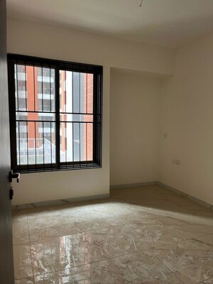 Room in 2 BHK Apartment at Kohinoor Sapphire 3, Tathawade – for Sale