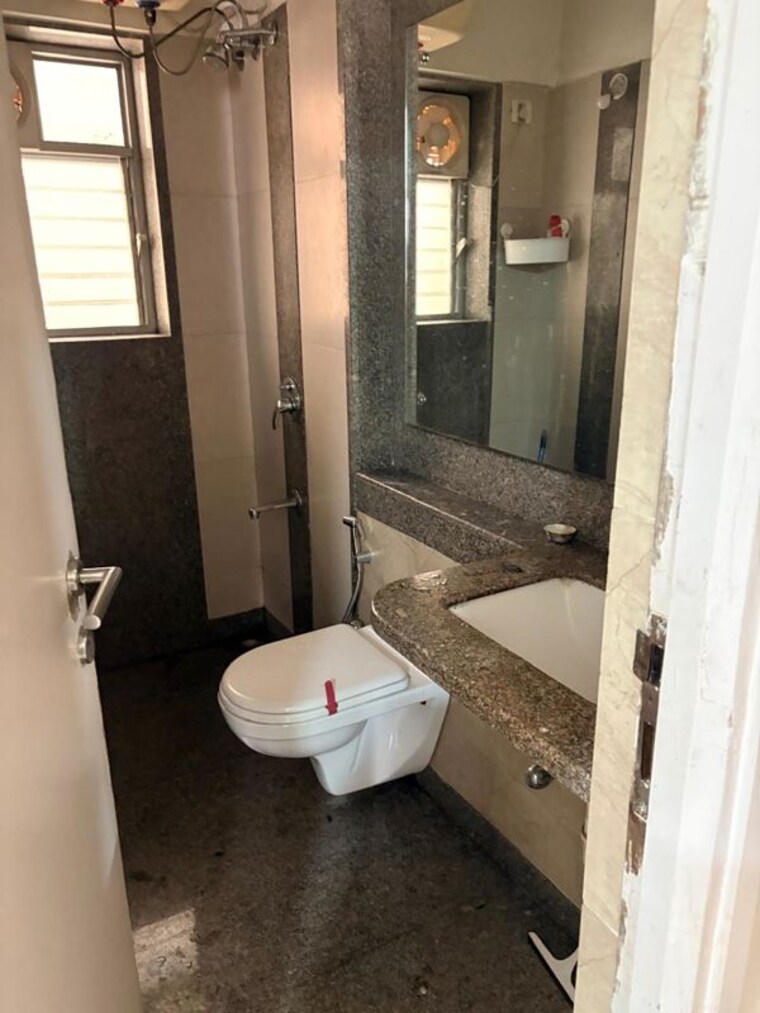 Bathroom, kalpataru-hills 2 Bedroom 700 Sq.Ft. Apartment In Manpada Thane 10598667