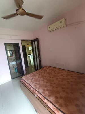 Room in 2 BHK Apartment at Shanti Green Palms, Ghansoli – for Rent