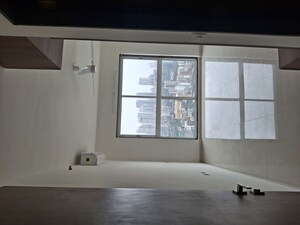 Room in 3 BHK Apartment at Runwal Nirvana, Parel – for Rent