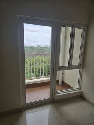 Room in 3 BHK Apartment at Meridian Park At The Prestige City, Sarjapur Road – for Rent