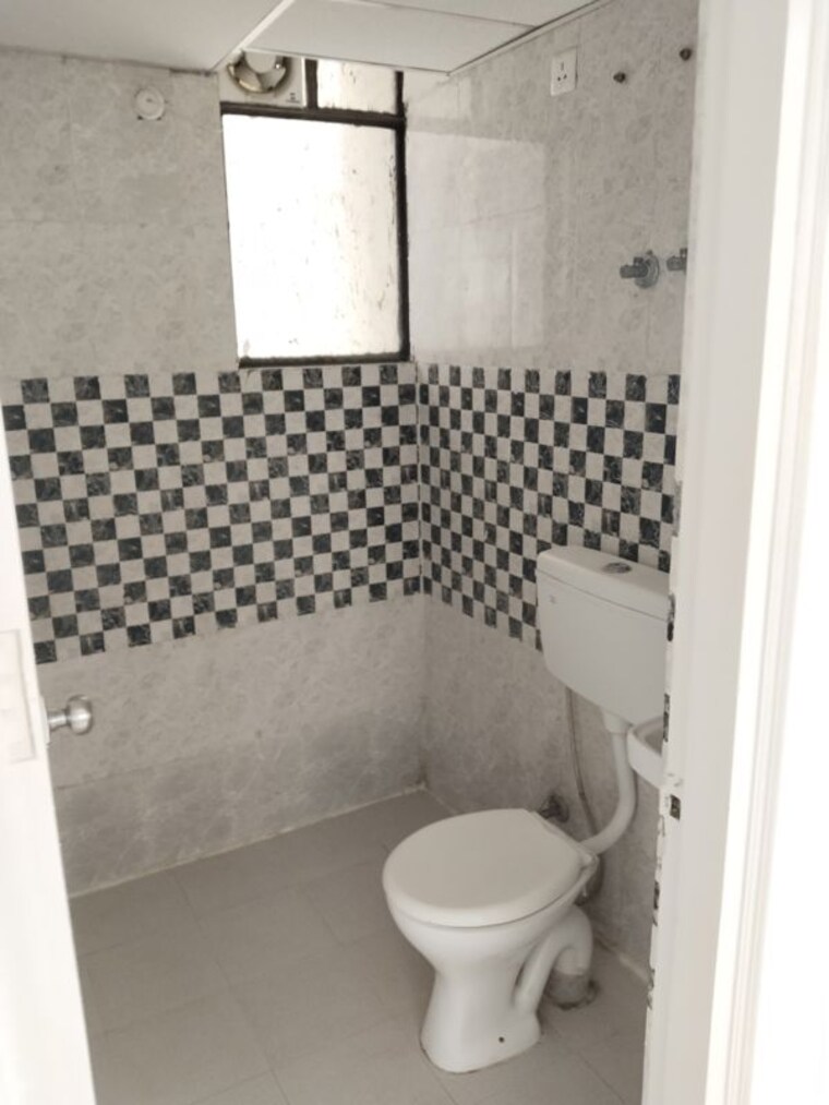Bathroom, gls-avenue-81 2 Bedroom 700 Sq.Ft. Apartment In Sector 81 Gurgaon 10598706