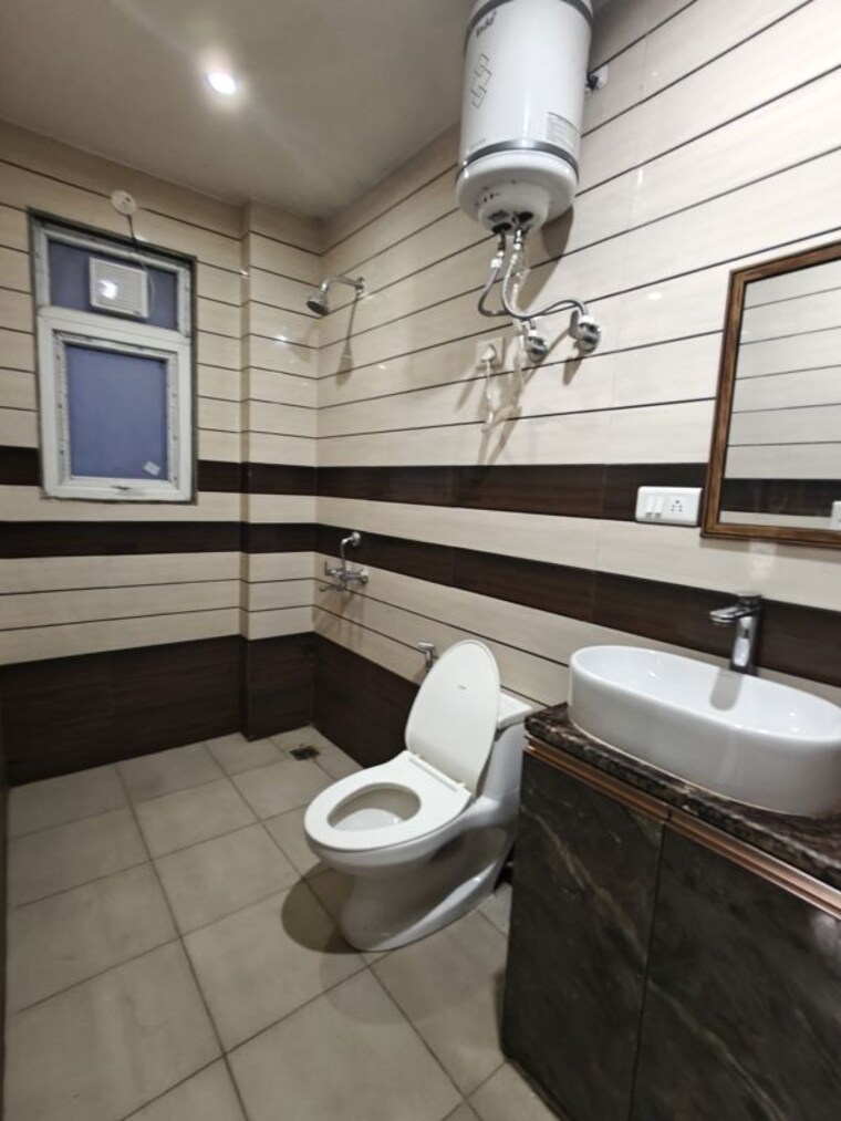 undefined, residency-grand 2 Bedroom 163 Sq.Yd. Builder Floor In Sector 52 Gurgaon 10598725