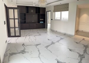 Room in 4 BHK Apartment at Park View Apartments Gurgaon, Sector 56 – for Sale