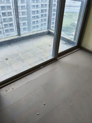 Room in 2 BHK Apartment at Paras Dews, Sector 106 – for Sale