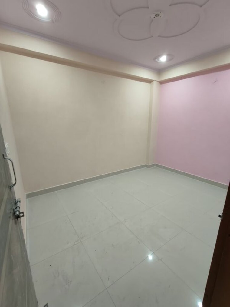 Room, mayur vihar 1 2 Bedroom 700 Sq.Ft. Builder Floor In Mayur Vihar 1 Delhi 10598746