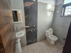 Bathroom in 2 BHK Builder Floor at Mayur Vihar 1 – for Rent