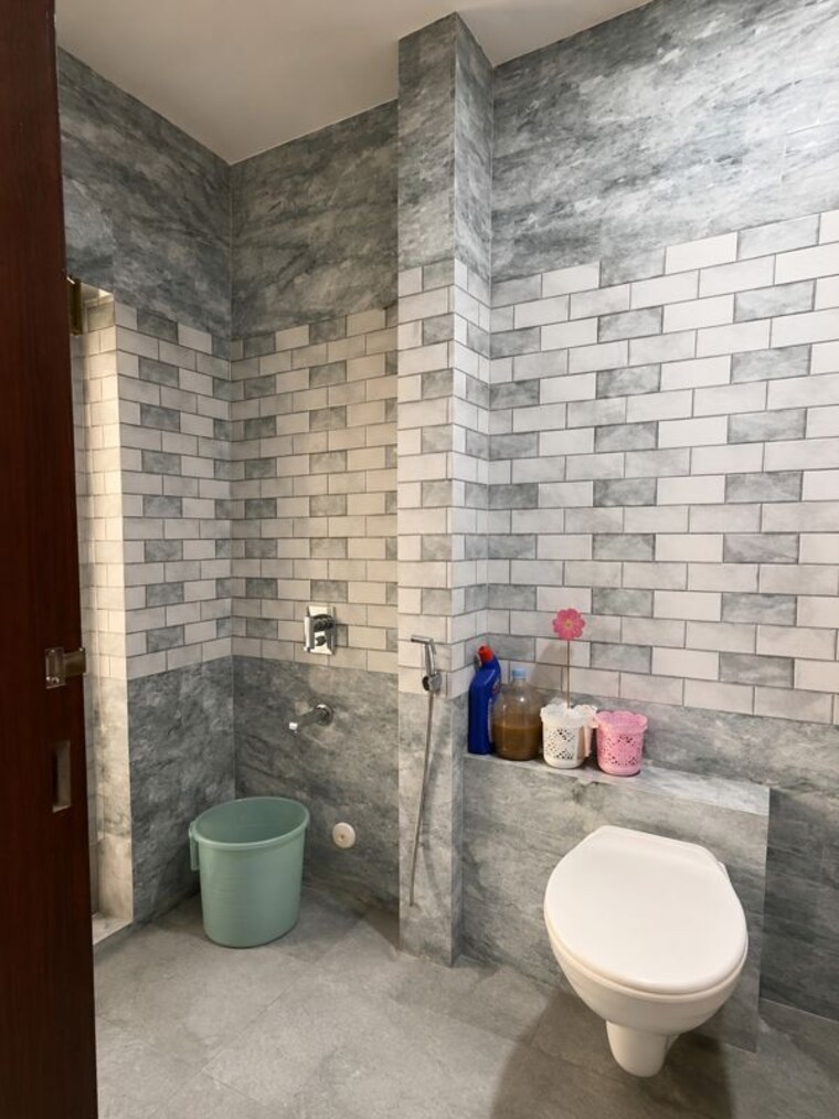 Bathroom, akshar-green-world 3 Bedroom 1150 Sq.Ft. Apartment In Dighe Navi Mumbai 10598513