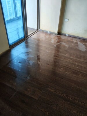 Room in 3 BHK Apartment at Paras Dews, Sector 106 – for Sale