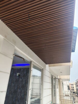 Furnished Amenities in 3 BHK Builder Floor at Motia Blue Ridge, Dhakoli – for Sale