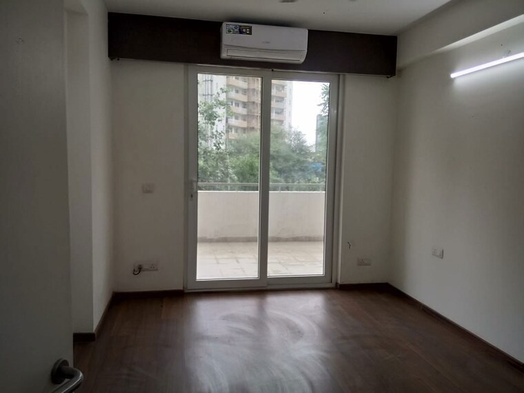 Room, emaar-mgf-the-palm-drive-villas 4 Bedroom 2635 Sq.Ft. Apartment In Sector 66 Gurgaon 10598783