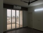 4 BHK + Servant Room 2635 Sq.Ft. Apartment in Emaar MGF The Palm Drive Villas