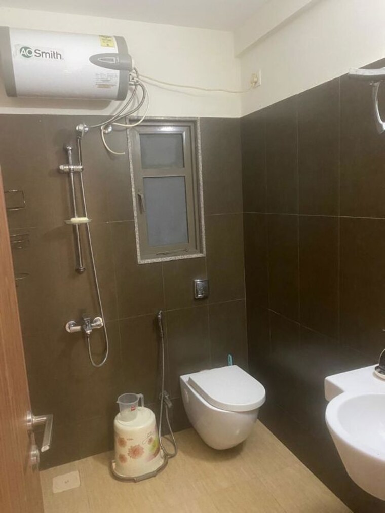 Bathroom, bhugaon 2.5 Bedroom 2100 Sq.Ft. Apartment In Bhugaon Pune 10598787