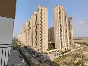 2.5 BHK Apartment – Exterior View View at Nimbus Express Park View, Chi V Greater Noida - for Sale