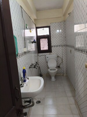 Bathroom in 2 BHK Builder Floor at Sector 52 – for Rent
