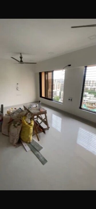 3 BHK 950 Sq.Ft. Apartment in Shree Gurudatta CHS