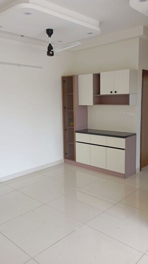 Room in 2 BHK Apartment at Prestige Eden Gardens, Sarjapur Road – for Rent