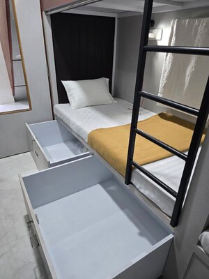 Room in  Pg at Marol – for Rent