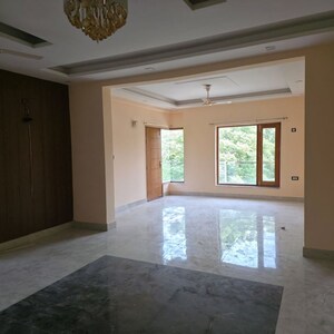 Room in 2 BHK Apartment at Prateek Grand City, Siddharth Vihar – for Rent
