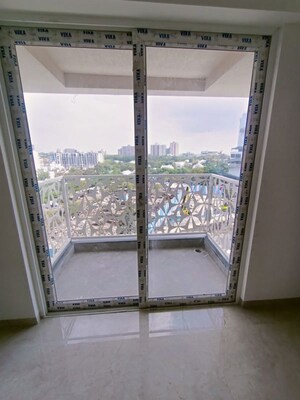 Room in 3 BHK Apartment at Kundan The Peak, Nibm Road – for Sale