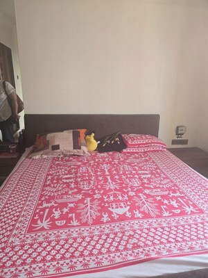 Bedroom in 2 BHK Apartment at Lake avenue CHS, Powai – for Rent