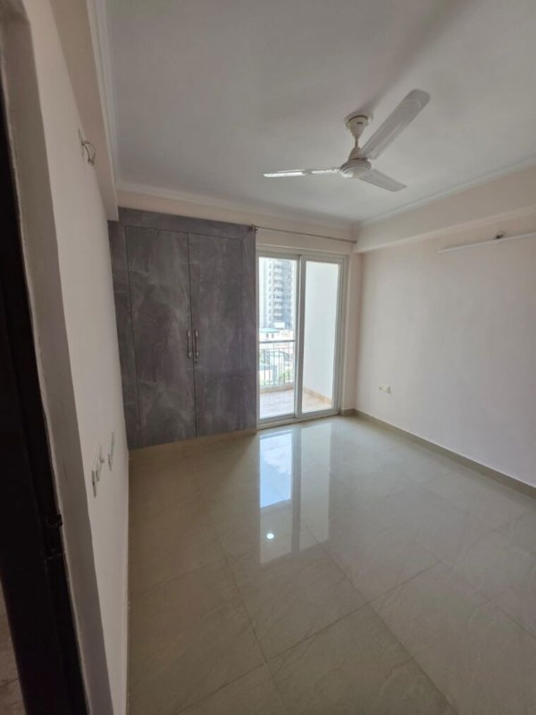 Room, amrapali-leisure-park 3 Bedroom 1450 Sq.Ft. Apartment In Amrapali Leisure Valley Greater Noida 10598872