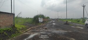 Plot Area in  Land at Singur – for Rent
