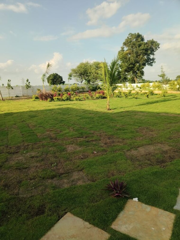Garden, eeshanya-heights  200 Sq.Yd. Plot In Shadnagar Hyderabad 10598912