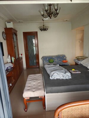 Bedroom in 2 BHK Apartment at Bandra West – for Rent