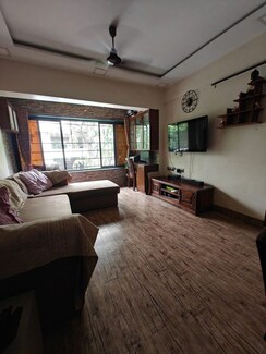 2 BHK + Prayer Room Apartment For Rent in Bandra West