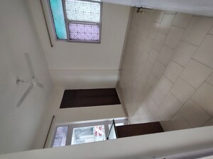 Furnished Amenities in 2 BHK Apartment at Maple Heights, Sector 43 – for Rent