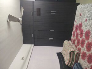 Furnished Amenities in 2 BHK Apartment at Rajshree I Tower CHS, Borivali West – for Rent