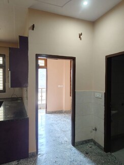 2.5 BHK Builder Floor For Rent in Ashok Vihar Phase 3