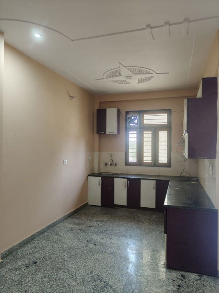 Room, ashok vihar phase 3 2.5 Bedroom 1100 Sq.Ft. Builder Floor In Ashok Vihar Phase 3 Delhi 10598946
