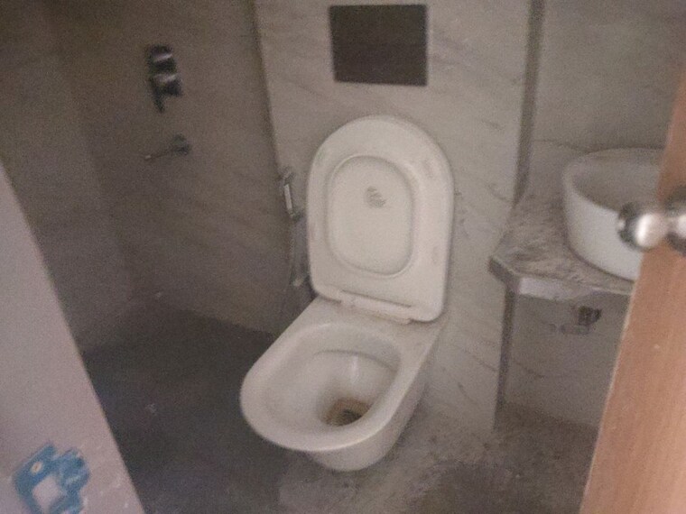 Bathroom, shri-nakoda-ratan-address 3 Bedroom 1200 Sq.Ft. Apartment In Dadar West Mumbai 10598960