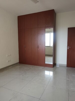 2 BHK Apartment For Rent in Prestige Royale Gardens, Doddaballapur Road