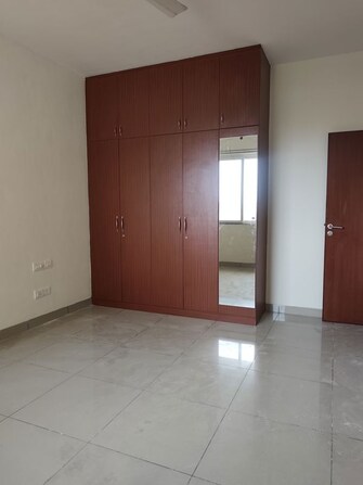 2 BHK Apartment For Rent in Prestige Royale Gardens in Doddaballapur Road, Bangalore