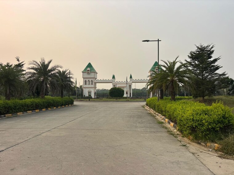 Exterior View, supertech-golf-country-village  150 Sq.Yd. Plot In Sector 22d Yamuna Expressway Greater Noida 10598987